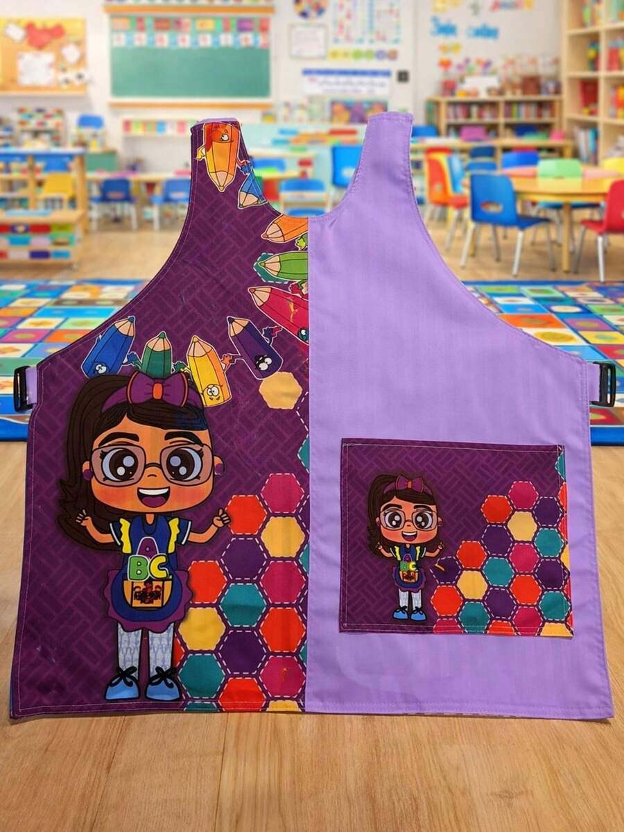 Bata para educadora en sublimado con bolsa delantera y tirantes ajustables cruzados en espalda - Lila Púrpura - Ver 1