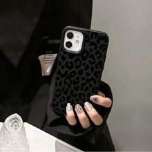 1pc Black Leopard Print Pattern Full Coverage TPU Textured Phone Case - Black - View 1
