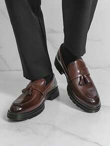 Men's Fashion Tassel Platform Loafers Comfortable Wide Round Toe Slip On Lug Sole Low Block Heel Business Dress Shoes Non-Slip Work Office Casual Shoes - 棕色 - 查看 10