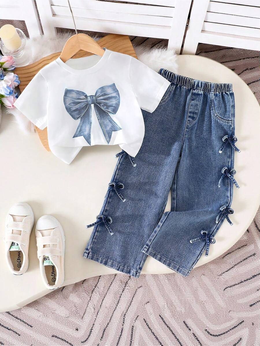 Bộ 2 món gồm áo thun in nơ thời trang và quần jean 3D có nơ cho bé gái, trang phục mùa hè dễ thương, thoải mái cho bé gái. - trắng - Xem 1