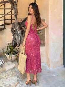 女士优雅玫瑰蕾丝吊带连衣裙，修身剪裁，侧开衩，适合海滩度假和春夏外出穿着。 - 玫紅色 - 查看 2