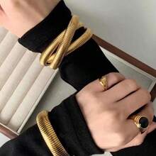 HIIXHC Juego de pulseras de oro grueso para mujer chapado en oro de 18 quilates para mujer pulsera flexible joyería de moda - 8 mm, 8 pulgadas, oro - Ver 2