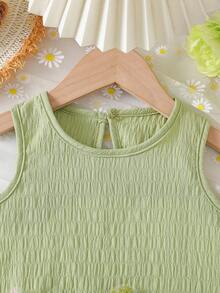 Baby Girls' Cute Solid Color Round Neck Sleeveless Ruffled Hem Floral Vest Top And Ruffled Hem Shorts 2-Piece Outfit, Suitable For Spring/Summer Daily Wear - Green - View 4