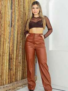 Calça Couro Fake Feminina Wide Leg Cintura Alta Modeladora com Bolsos e Zíper - Courino Premium Preto - Caramelo - Visão 4