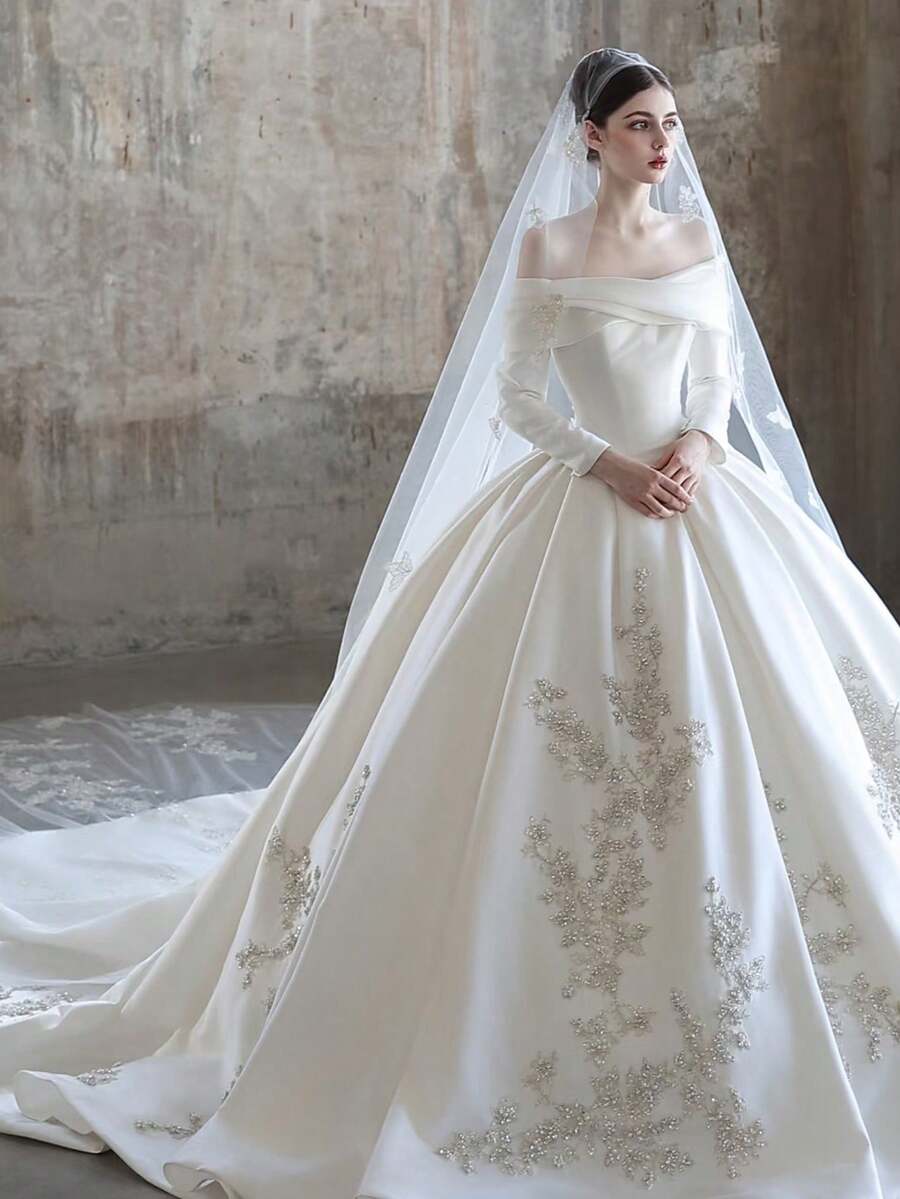 Off-Shoulder Long Sleeve Wedding Gown With Beaded Lace Detailing, Elegant Satin Ball Gown Skirt With Subtle Volume, Refined Bridal Dress Combining Lace Texture And Smooth Fabric Contrast, Dreamy Wedding Look For Garden Ceremonies, Church Weddings, Floral Venues And Elegant Indoor Settings, Suitable For Christmas Weddings, Holiday Celebrations, Prom Nights, Engagement Parties, Formal Birthday Events And Photoshoots, Designed For Brides Seeking Soft Elegance, Delicate Detail And A Graceful Feminine Silhouette - 白色 - 查看 1