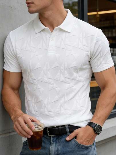 男士夏季提花纹理纽扣领 Polo 衫，适合日常通勤、旅行、度假和户外活动，休闲简约风格，都市成熟风格，英伦绅士风格。