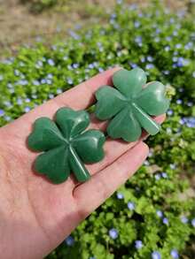 1 viên đá thạch anh Aventurine xanh tự nhiên hình cỏ bốn lá, phong cách Bohemian, đá năng lượng Reiki Chakra, đá hình cỏ bốn lá, bề mặt nhẵn mịn, East Ling, chạm khắc. - màu xanh lá - Xem 1