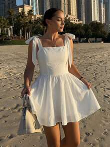 Đầm hai dây không tay màu trơn dáng suông HoloChill 2026 dành cho nữ, kiểu dáng thường ngày, mẫu mới mùa hè, thắt nơ phía trước với eo nhún, đầm hè cho nữ, đầm đi nghỉ mát, đầm dự tiệc thanh lịch, đầm đi biển, đầm dự đám cưới, trang phục ngoài trời, đầm sinh nhật, đầm duyên dáng, đầm đi nghỉ mát biển, đầm thường ngày cho nữ. - trắng - Xem 6