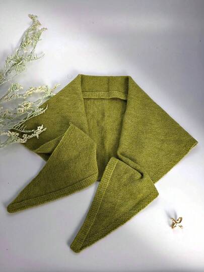 1pc Women's Wool Triangle Scarf/Headscarf/Shawl, Knitted Scarf For Autumn/Winter, Suitable For Dress Matching
