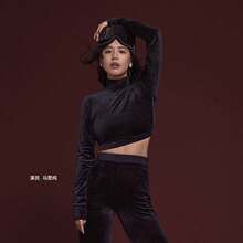 Adidas Women's VELVET CROP TOP, Celebrity Same Style Velvet Slim Fit Long Sleeve T-Shirt - Black - View 4