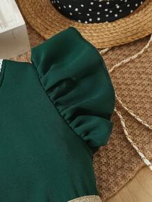 Đầm cổ ren màu xanh đậm kiểu vintage cho bé gái, thanh lịch và dễ thương, viền ren, tay áo loe, gấu váy xòe, nhẹ, đầm dự tiệc cho bé gái, đầm dạ hội. - màu xanh lá - Xem 4