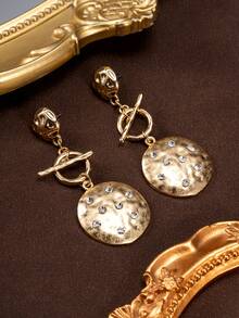 1 par de pendientes de aro vintage de moda con diseño geométrico martillado y texturizado, con detalles brillantes de diamante de imitación, pendientes que llegan hasta los hombros - Amarillo Oro - Ver 2