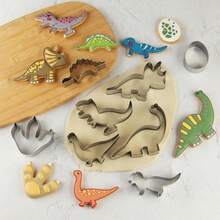 8pcs/12pcs Dinosaur Cookie Cutter Set, Stainless Steel Cookie Molds With Gift Box, Includes Triceratops, Dinosaur Egg, Pteranodon, Dinosaur Footprint, Spinosaurus, Tyrannosaurus Rex Shapes, Suitable For DIY, Kitchen, Baking, Children Dinosaur Themed Birthday Party - Silver - View 1