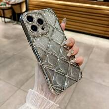 1 pieza Funda de teléfono con patrón de argyle de plata con brillo de cristal de imitación chapada en lujo, compatible con iPhone 17/17 Air/17 Pro/17 Pro Max/16 Pro Max/16/16 Pro/16 Plus/15/15 Pro Max/15 Pro/11/12/13/14 Pro Max/11 Pro/11 Pro Max/12 Pro/12 Pro Max/13 Pro/13 Pro Max/14 Pro/14 Pro Max, elegante y creativa - Plateado - Ver 3