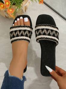 Chic Feet黑色撞色滚边凉拖鞋 | 方头低跟穆勒鞋，饰有金属丝细节 - 黑與白 - 查看 6