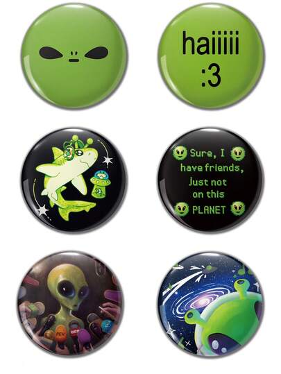 趣味图案安全别针徽章、纽扣别针，适合别在衣服、包包、背包上，是送给亲朋好友的趣味礼物。