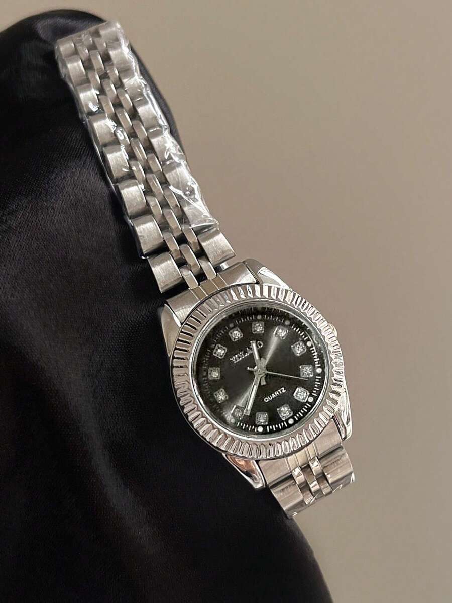 1 件女士合金石英表,圆形水钻表盘,复古英伦风格,小众奢华石英表,适合节日、派对、婚礼、返校、圣诞节、感恩节、万圣节、复活节等各种场合,是送给女性的最佳礼物。 - 銀色 - 查看 1