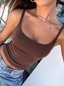 Vaiaye 女士时尚内衣风上衣，春夏圆领修身休闲度假性感吊带背心，无袖吊带T恤，适合日常穿着、工作通勤。 - 咖色 - 查看 11