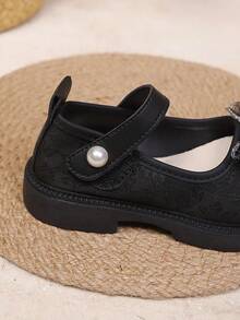 Zapatos planos con diseño de gancho y bucle, decoración de perlas y patrón bordado para niñas, adecuados para fiestas, festivales y uso diario, primavera/verano - Negro - Ver 8