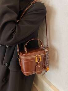 Bolsa pequena quadrada casual e versátil, em tecido xadrez bordado, ideal para guardar celular, batom, moedas, compras, carteira, para mulheres jovens, universitárias, recém-casadas e profissionais. Perfeita para escritório, universidade, trabalho, negócios, deslocamentos diários, atividades ao ar livre, viagens e excursões. - Castanho - Ver 6