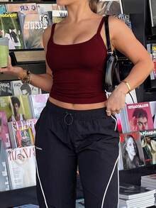 Vaiaye 女士时尚内衣风上衣，春夏圆领修身休闲度假性感吊带背心，无袖吊带T恤，适合日常穿着、工作通勤。 - 玫紅色 - 查看 9