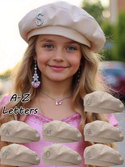 1 pieza Boina plana de espiga con letras A-Z de perlas para niñas, sombreros elásticos con accesorios lindos, gorras de moda para niños para uso diario y casual