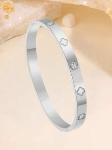 多功能不锈钢四叶草钉子手链，适合女性日常佩戴和节日礼物 - 銀色 - 查看 2