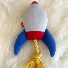 狗狗磨牙玩具，绳结造型，创意火箭飞机设计，会发出吱吱声，可抛掷和捡拾，宠物解闷好物 - 彩色 - 查看 2