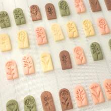 简约实用乡村风花卉饼干模具，PLA材质压花切割工具，适用于节日派对、下午茶聚会、家庭烘焙和面包店。 - 查看 7