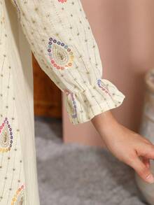 2026新款斋月传统优雅刺绣串珠连衣裙套装，包括长袍、内衬连衣裙和袖套，时尚高贵。 - 杏色 - 查看 5