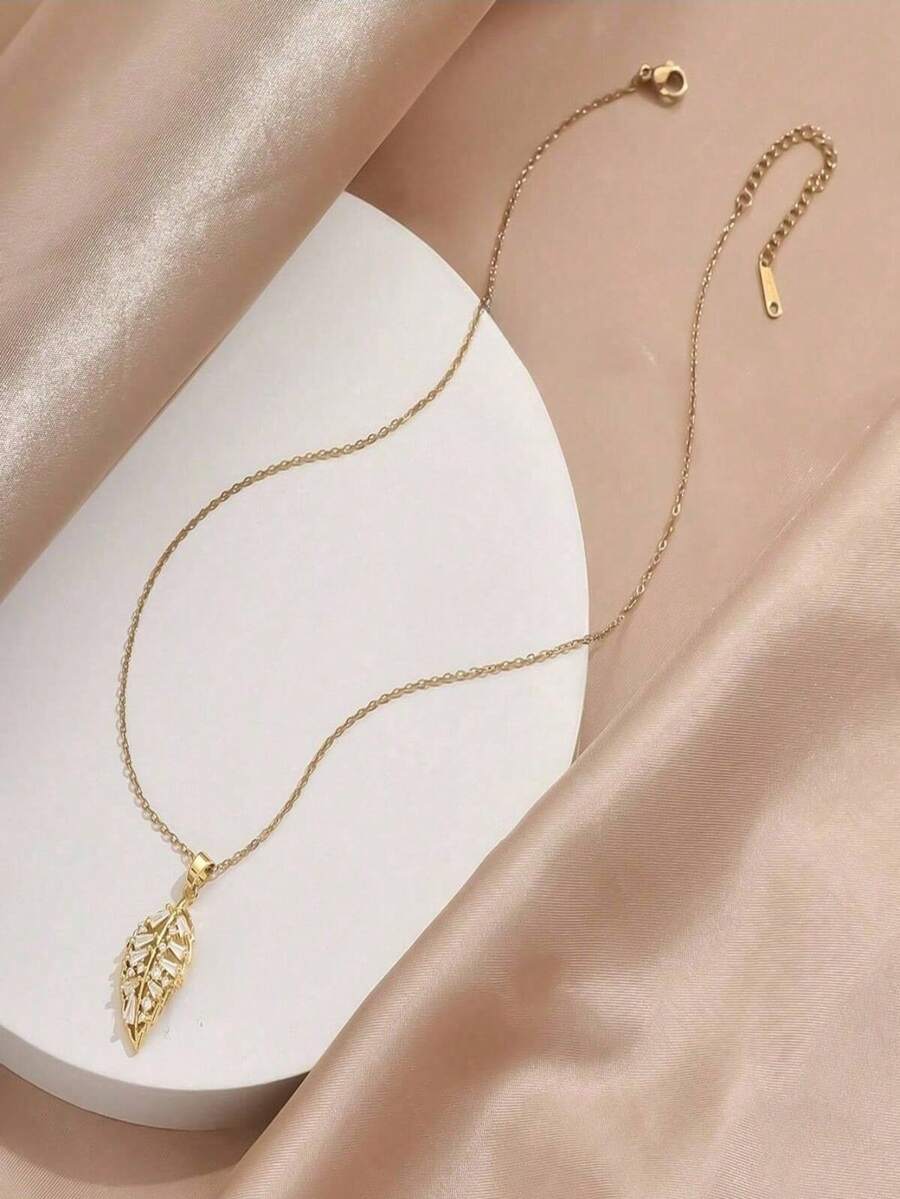1件金色不锈钢镀金链，镶嵌立方氧化锆3D叶子吊坠项链，男女皆宜的复古简约时尚休闲佩戴，适合日常、假日、派对等场合。 - 金黃色 - 查看 1
