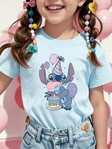 Disney Stitch Birthday Cake Printed Pattern T-Shirts For Girls - Children's Clothing Design Short-Sleeved Casual And Cute Style Comfortable And Casual Wear All Year Round Suitable For Parties And Play Machine Washable Gift Children's Clothing Girls' Short-Sleeved Shirts - 淺藍色 - 查看 1