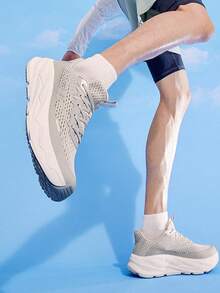 CAMEL CROWN 男士减震跑步鞋，休闲春夏防滑透气跑步运动鞋 - 一度灰/白 - 查看 2