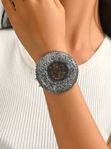 1pc Fashionable Exaggerated Retro Geometric Round Bangle Bracelet, Suitable For Mother's Day, Party, Vacation, Holiday, Casual Daily Wear - Antique Silver - View 7