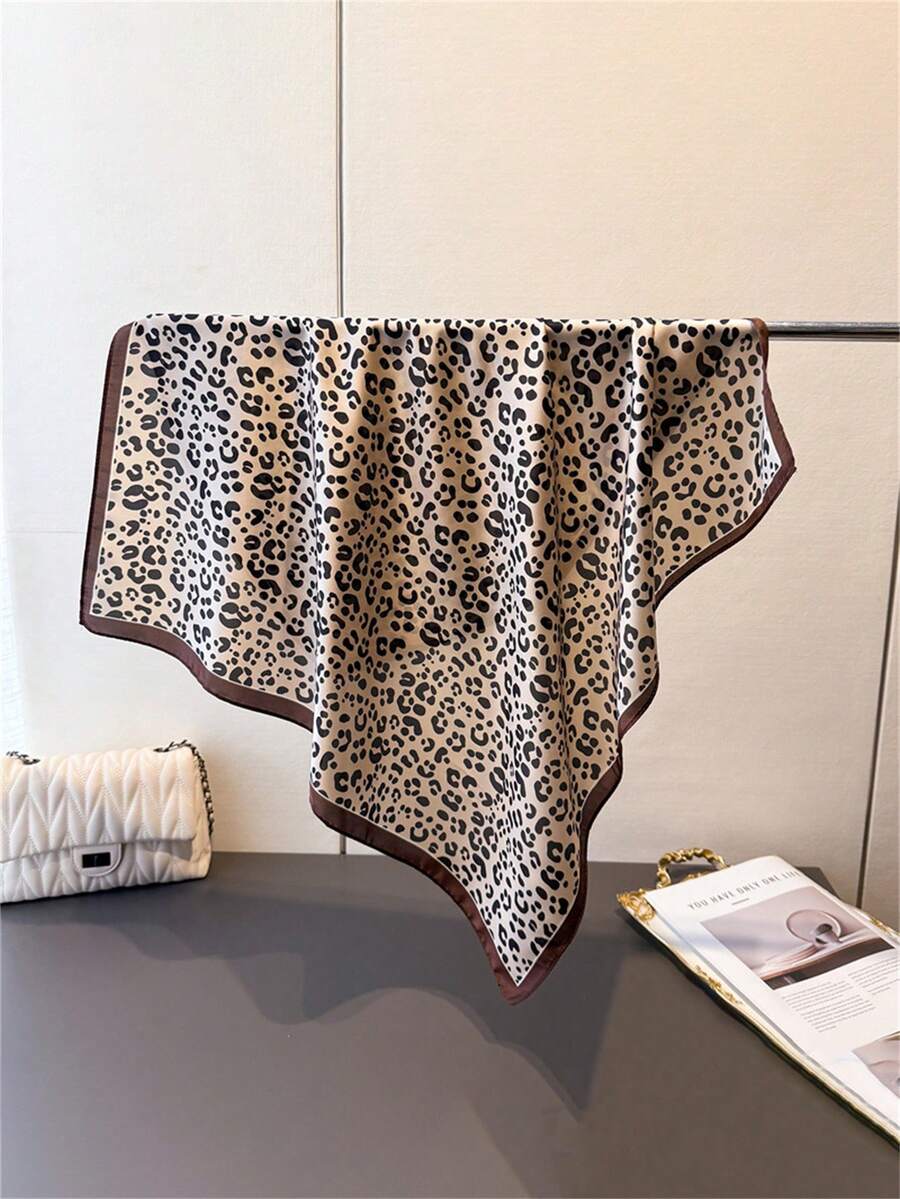 1 pieza Pañuelo clásico y elegante con estampado de leopardo, de textura suave y estilo retro, pañuelo de cabeza con protección solar ideal para viajes y vacaciones - Multicolor - Ver 1