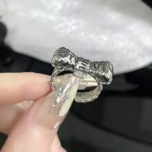 1枚时尚字母蝴蝶结叠戴金属戒指，适合作为礼物和日常佩戴 - 彩色 - 查看 4