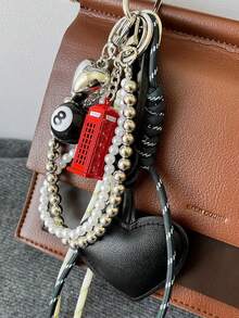 电话亭造型包包挂饰，仿珍珠串珠，8号球和编织绳，复古钥匙扣，可爱钱包挂饰，送给男士或女士的时尚串珠包包挂饰，心形包包挂饰，绳编包包挂饰，迷你仿真电话亭包包挂饰，台球包包挂饰，幸运骰子包包挂饰 - 彩色 - 查看 3