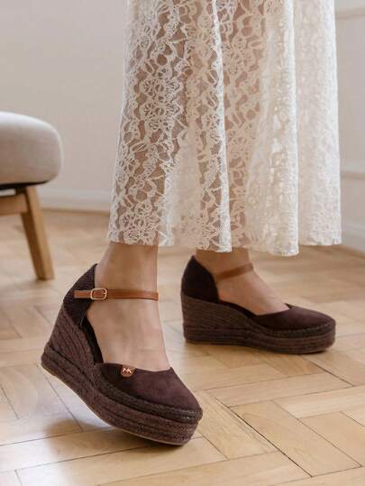 VIKIVIKI SHOES Women's Espadrilles With A Wedge Sandal Style, Valencian Espadrille, Closed Toe Design With Soft Lines, Smooth Finish, And Wrap Shape, Stable Structure With A Thin Ankle Strap And Side Buckle Closure, Comfortable And Flexible Fit For Everyday Wear, Thick Platform With Continuous Jute-Inspired Wedge And Non-Slip Sole, Elegant And Stylish, Breathable, Ideal For Summer, Holidays, Beach, Urban Walks, Light Work, And Casual Chic Looks