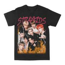 2026 NewVintage 90s Bootleg Style Straykid T-Shirt, Retro Stray Kid T-Shirt, Straykid Gifts For Man And Women Unisex T-ShirtExclusive T-Shirts For Premium Fans Unisex Casual Short-Sleeved Tees A Must-Have For Fans Suitable For Festivals, Parties, Homewear, Daily Commutes, Back-To-School Outfits And Concert Looks Printed And Shipped In The USA 100% Cotton T-Shirts Opaque, Versatile Basic Tees - 黑色3 - 查看 1