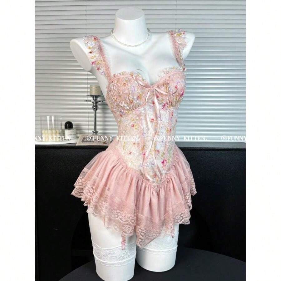 1piece Delicate Ditsy Print Teddy With Supportive Padded Bust & Adjustable Spaghetti Straps, Offering Both Comfort And Alluring Curves For Unforgettable Candlelit Dates, Playful Nights & Special Celebrations. - Áo ngủ màu hồng + tất trắng - Xem 1