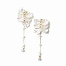 一对优雅贝壳花瓣流苏珍珠耳环，浪漫纯净百搭的珍珠耳环 - 白色 - 查看 4