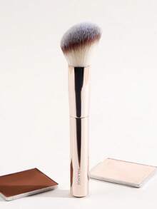 MAANGE 1支专业化妆刷，可用作散粉刷、腮红刷、高光刷，斜角管状化妆刷，柔软纤维材质，方便携带，旅行必备，化妆配件礼品，赠送亲友，赠品 - 金色 - 查看 4