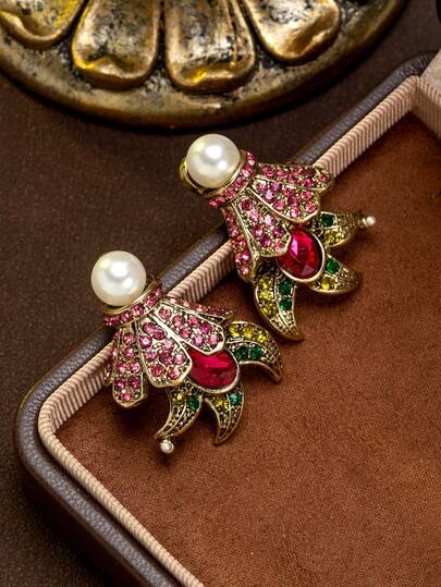 1 Pair Vintage Palace Style Pearl Flower Gemstone Earrings, An Elegant Luxury Niche Highlight Accessory Made Of Copper Alloy Base With Gemstone Accents, Suitable For Daily Wear, Parties, And Banquets
