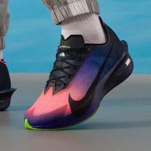 Nike 男子跑步鞋ZOOMX公路馬拉松競速運動鞋 - 彩色 - 查看 1