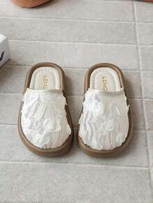 Dép ren hoa 3D cho trẻ em, dép đi trong nhà thoáng khí kiểu công chúa dễ thương, dép mềm chống trơn trượt cho trẻ nhỏ. - trắng - Xem 4