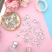 240 buah Rhinestone Kaca Berbagai Bentuk dengan Pengait Perak, Cocok untuk Perhiasan, Kerajinan Tangan, Pakaian, Sepatu (Putih) - 240 berlian yang dijahit dengan tangan - View 4