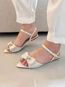 Flat Sandal With Leaf-Shaped Toe And Bow. - trắng - Xem 3