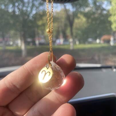 1个十二生肖阳光捕捉器，汽车内饰悬挂装饰，带十二生肖图案的后视镜装饰，引人注目的汽车配件，送给她的完美礼物