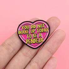 “我没想太多”珐琅徽章警示语录胸针松树翻领别针徽章背包服装配饰珠宝礼品 - 黑色 - 查看 11