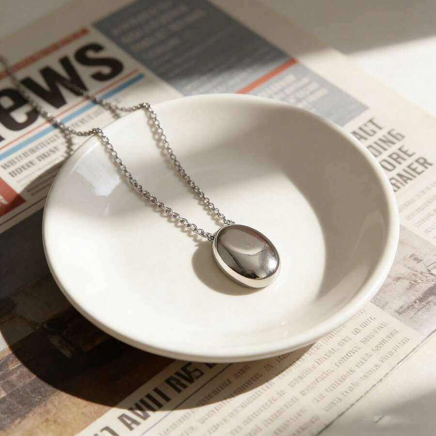 一条时尚百搭的304不锈钢长圆形吊坠毛衣链，款式简洁大方。 - 銀色 - 查看 1